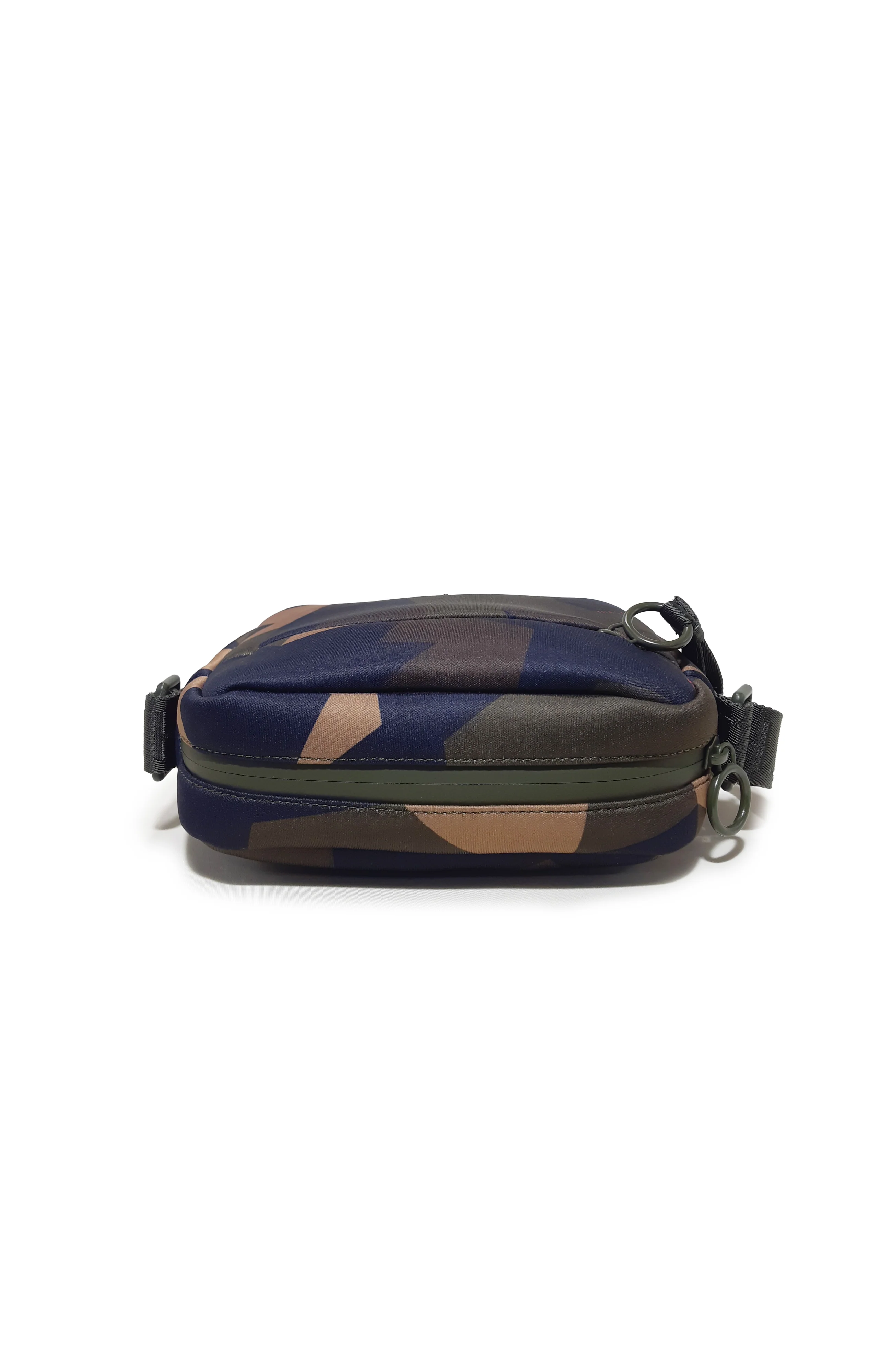 Cocoon Camera Bag - Image 7